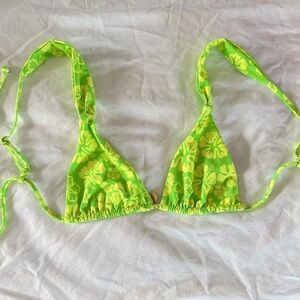 Kulani kini size small bikini top NWOT